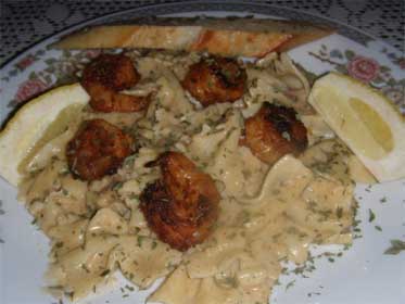 Blue Cheese Alfredo with Blackened Shrimp Picture